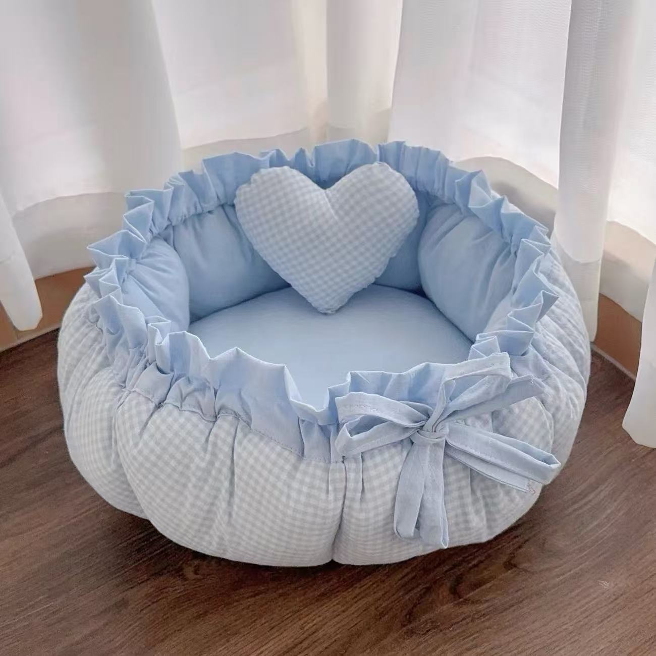 Heart Cute Bed