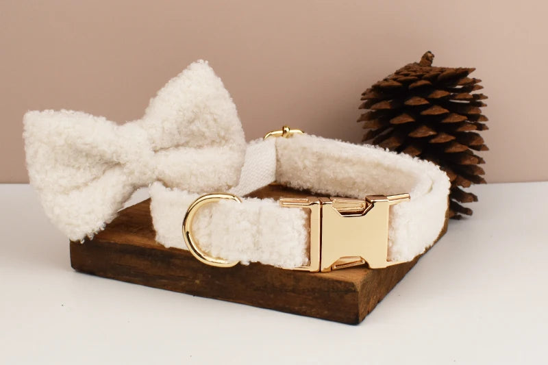 Conjunto de collar y correa con lazo de peluche