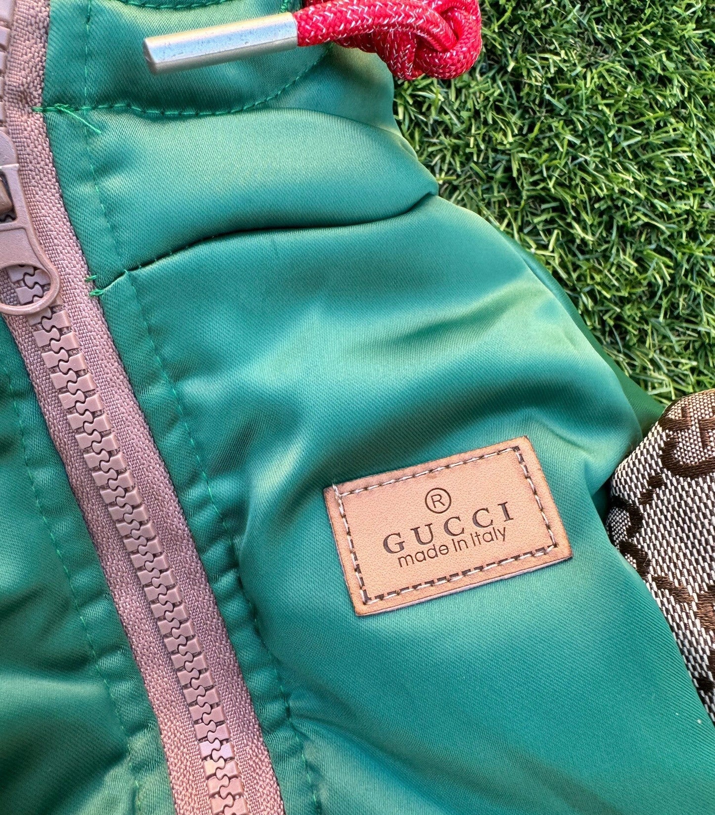 Capino Jacket with Leash