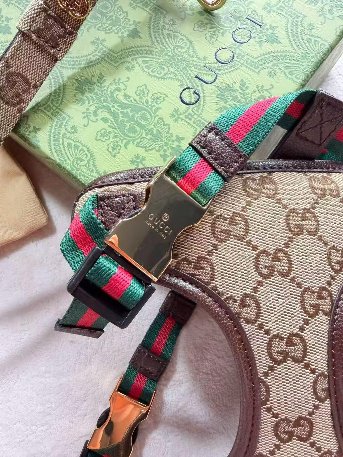 LUXURY LEATHER POOCHI HARNESS & LEASH