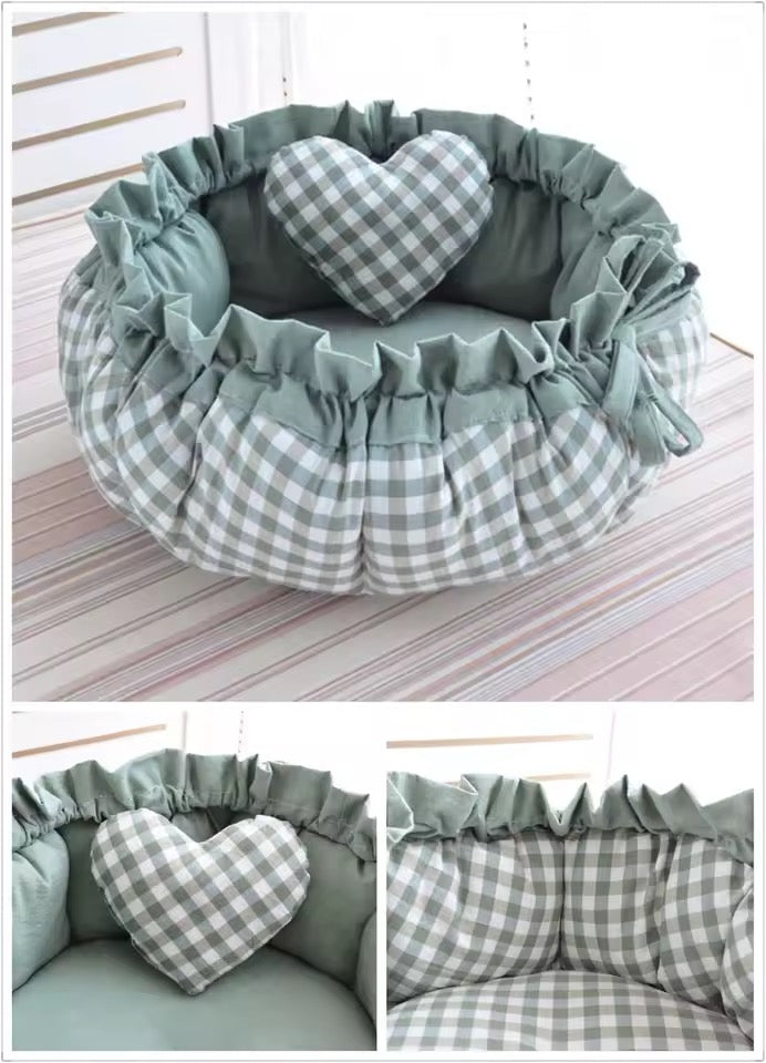 Heart Cute Bed