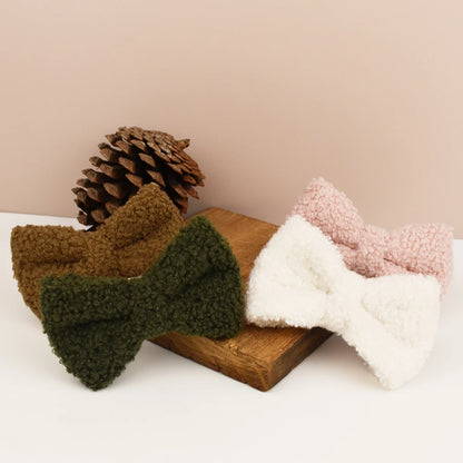 Conjunto de collar y correa con lazo de peluche