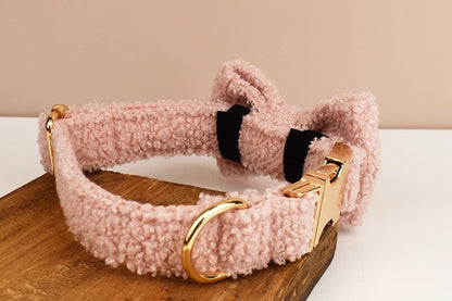 Conjunto de collar y correa con lazo de peluche