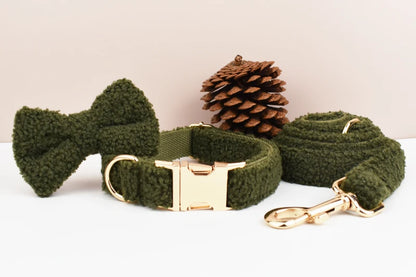 Conjunto de collar y correa con lazo de peluche